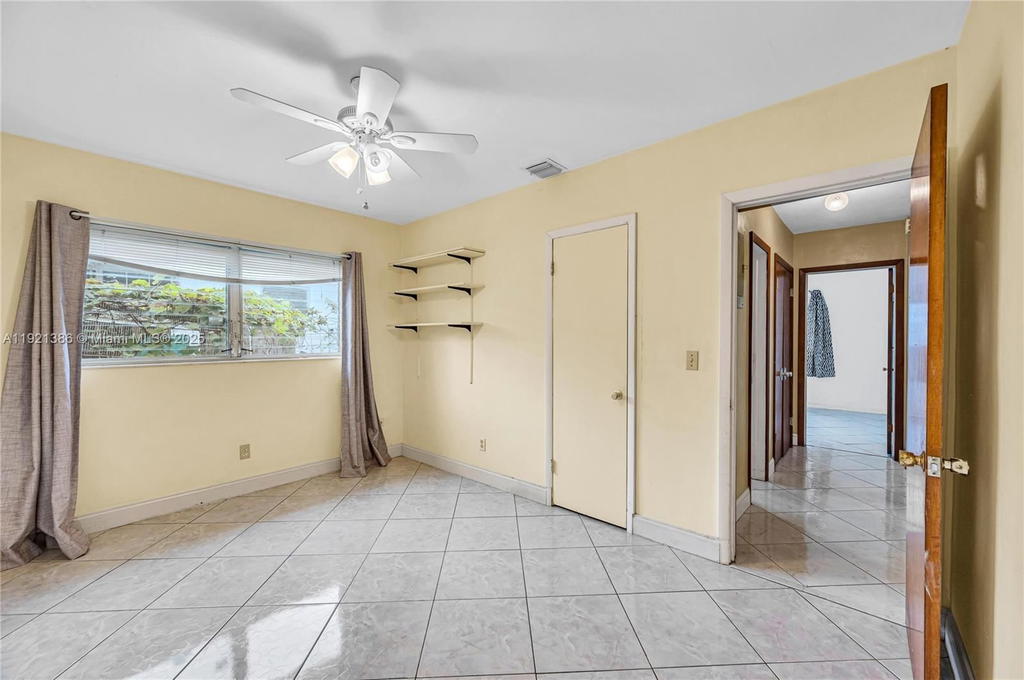 Real estate property located at 14500 5th Ct, Miami-dade, Oak Ranch Manor Corr Pl O, Miami, FL