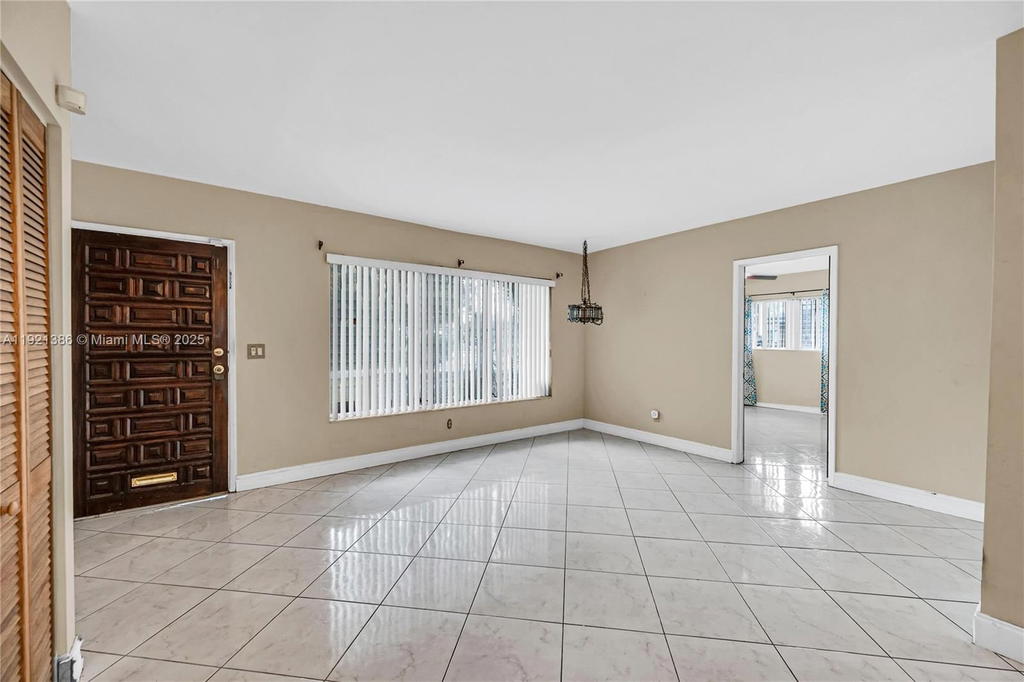 Real estate property located at 14500 5th Ct, Miami-dade, Oak Ranch Manor Corr Pl O, Miami, FL