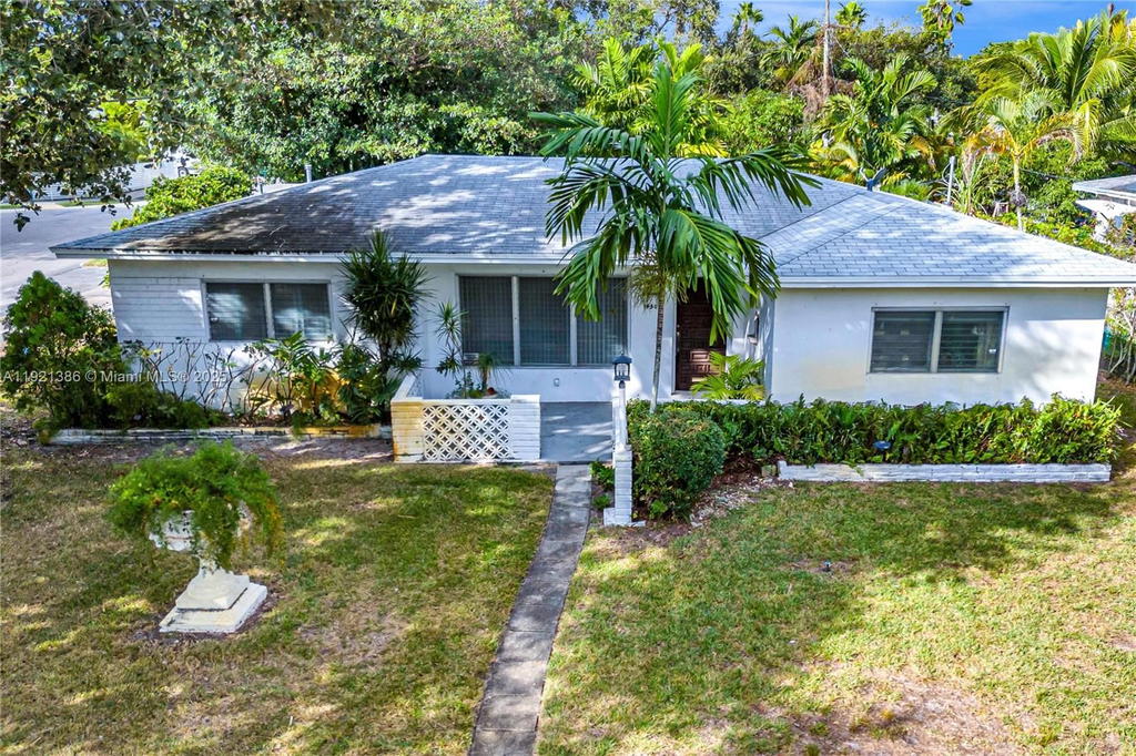 Real estate property located at 14500 5th Ct, Miami-dade, Oak Ranch Manor Corr Pl O, Miami, FL