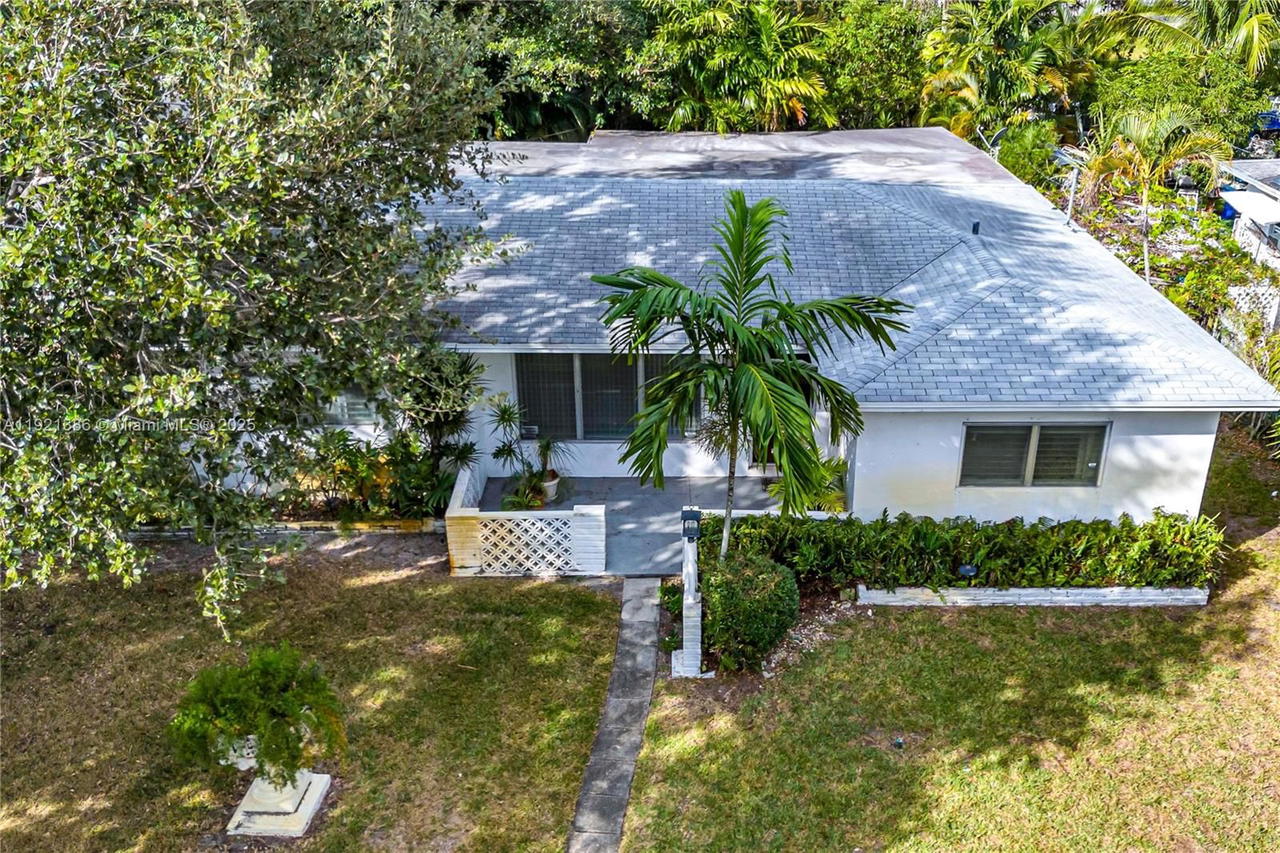 Real estate property located at 14500 5th Ct, Miami-dade, Oak Ranch Manor Corr Pl O, Miami, FL