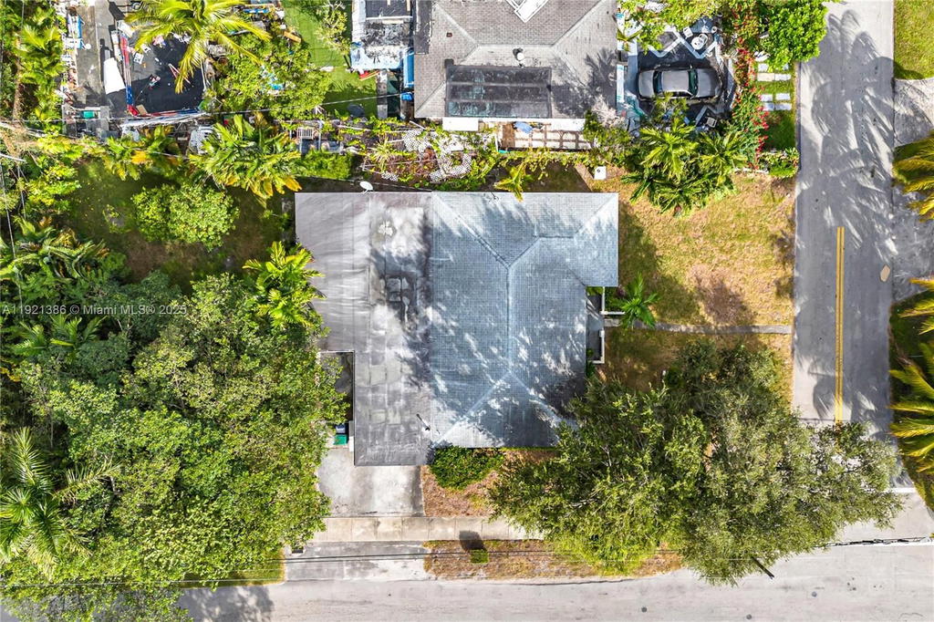 Real estate property located at 14500 5th Ct, Miami-dade, Oak Ranch Manor Corr Pl O, Miami, FL
