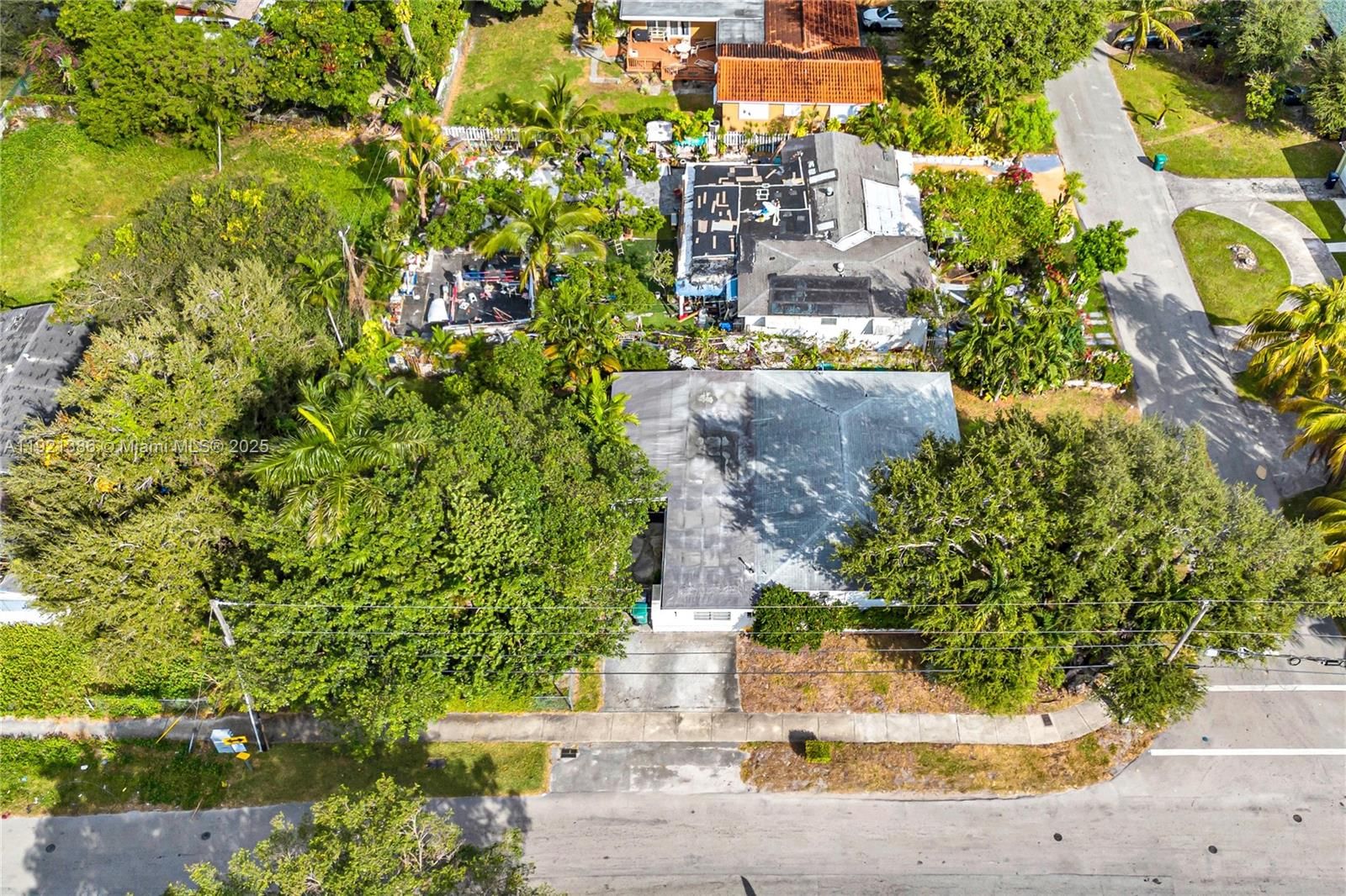 Real estate property located at 14500 5th Ct, Miami-dade, Oak Ranch Manor Corr Pl O, Miami, FL