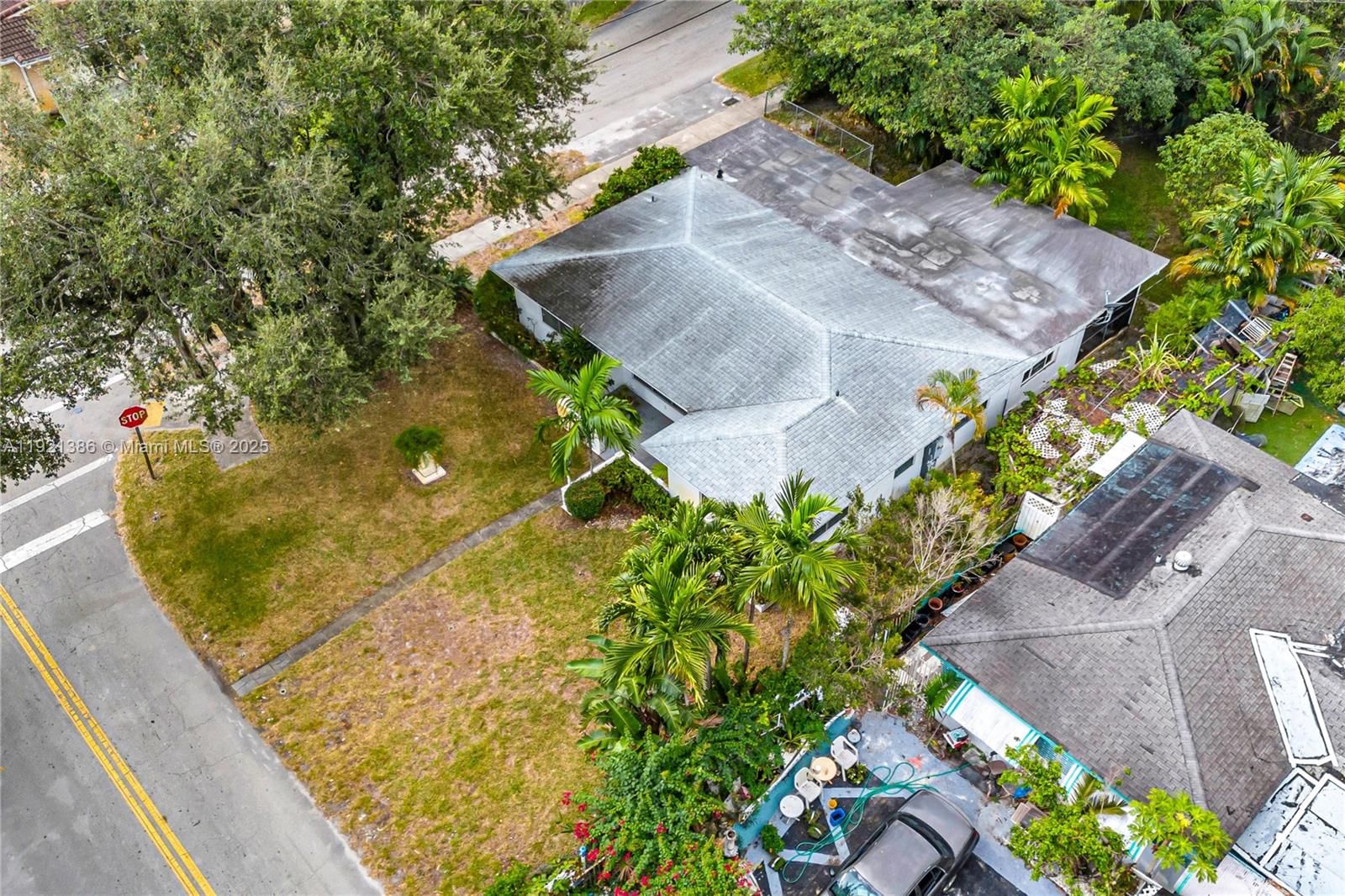 Real estate property located at 14500 5th Ct, Miami-dade, Oak Ranch Manor Corr Pl O, Miami, FL
