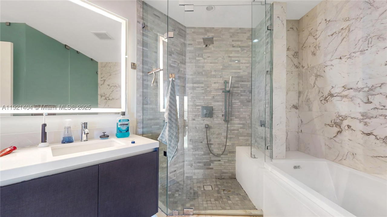 Real estate property located at 851 1st Ave #1508, Miami-dade, Paramount Miami Worldcent, Miami, FL