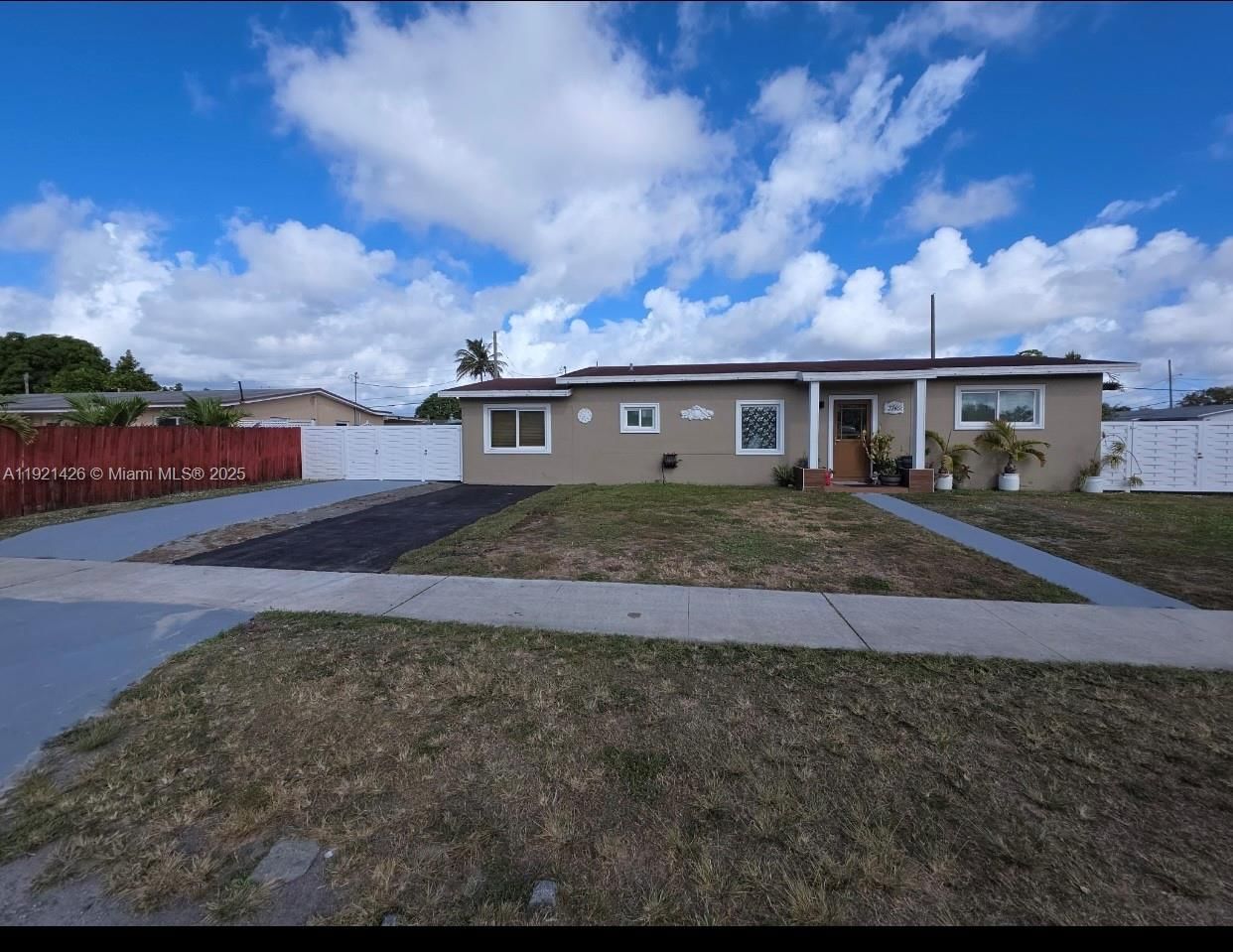 Real estate property located at 3745 171st Ter, Miami-dade, Carol City, Miami Gardens, FL