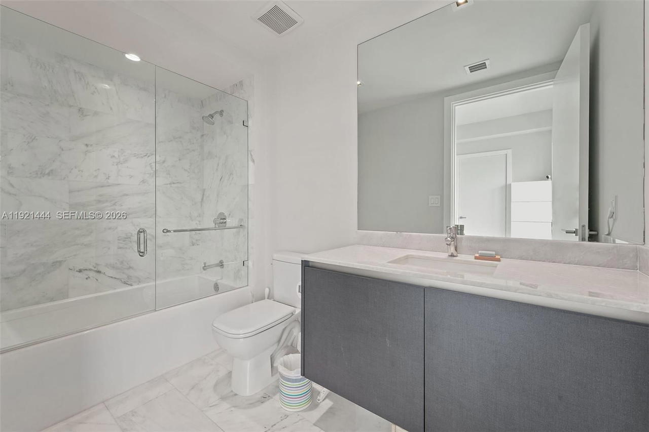 Real estate property located at 1451 Brickell Ave #2802, Miami-dade, Echo Brickell Condo, Miami, FL