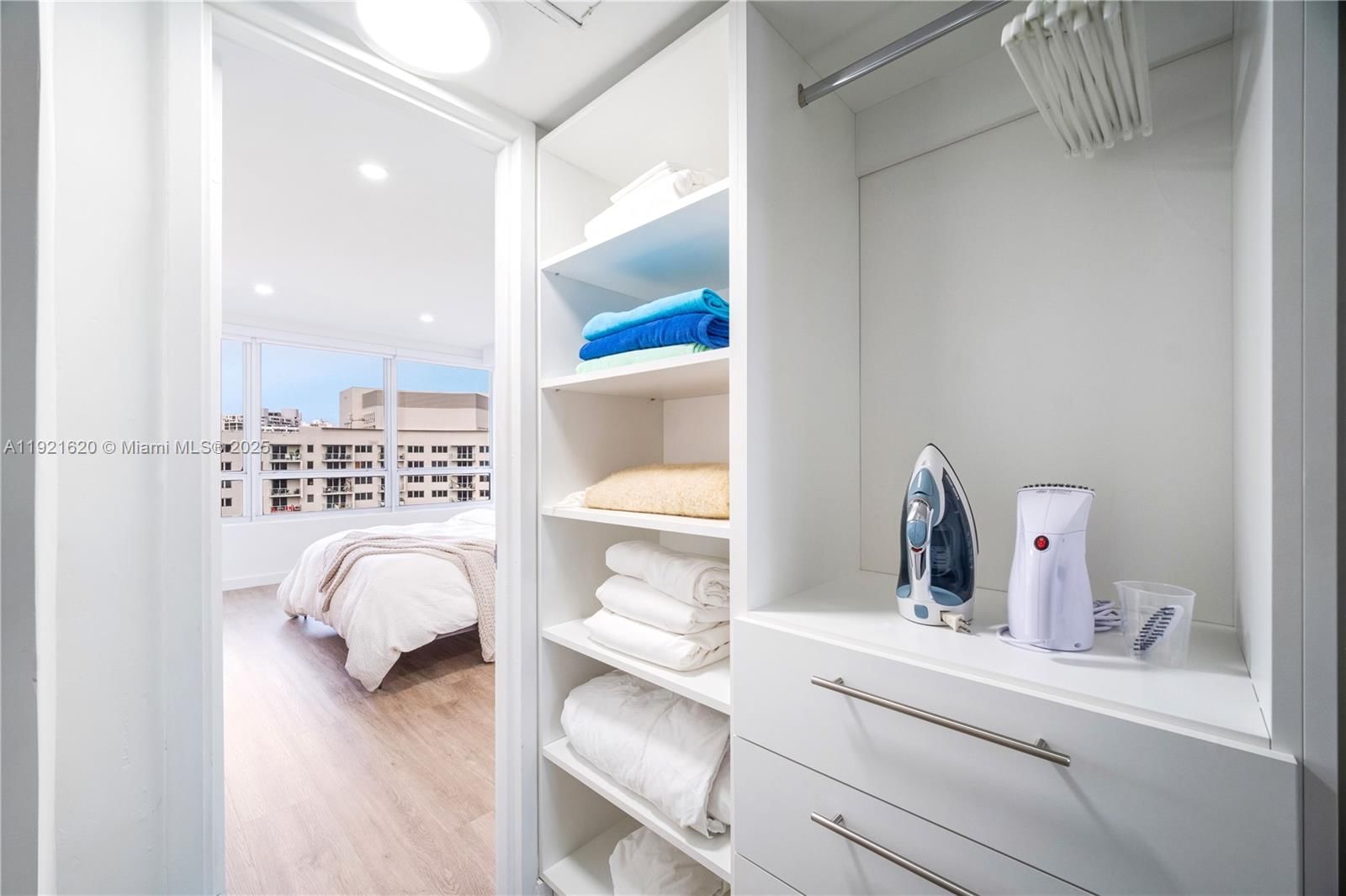 Real estate property located at 1500 Bay Rd #1558S, Miami-dade, Flamingo South Beach I Co, Miami Beach, FL