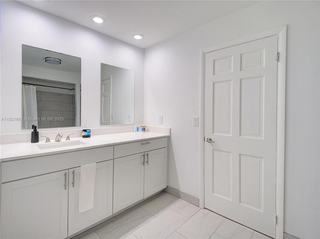Real estate property located at 2703 Adams St, Broward, Hollywood Little Ranches, Hollywood, FL