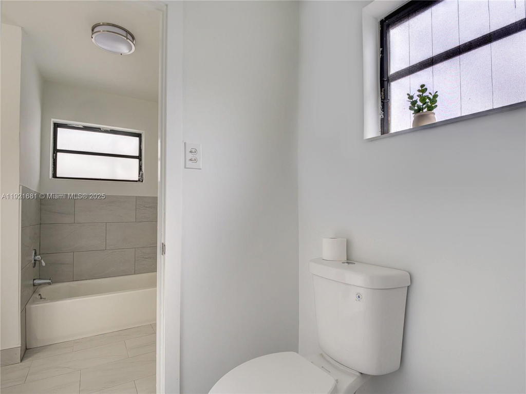 Real estate property located at 2703 Adams St, Broward, Hollywood Little Ranches, Hollywood, FL