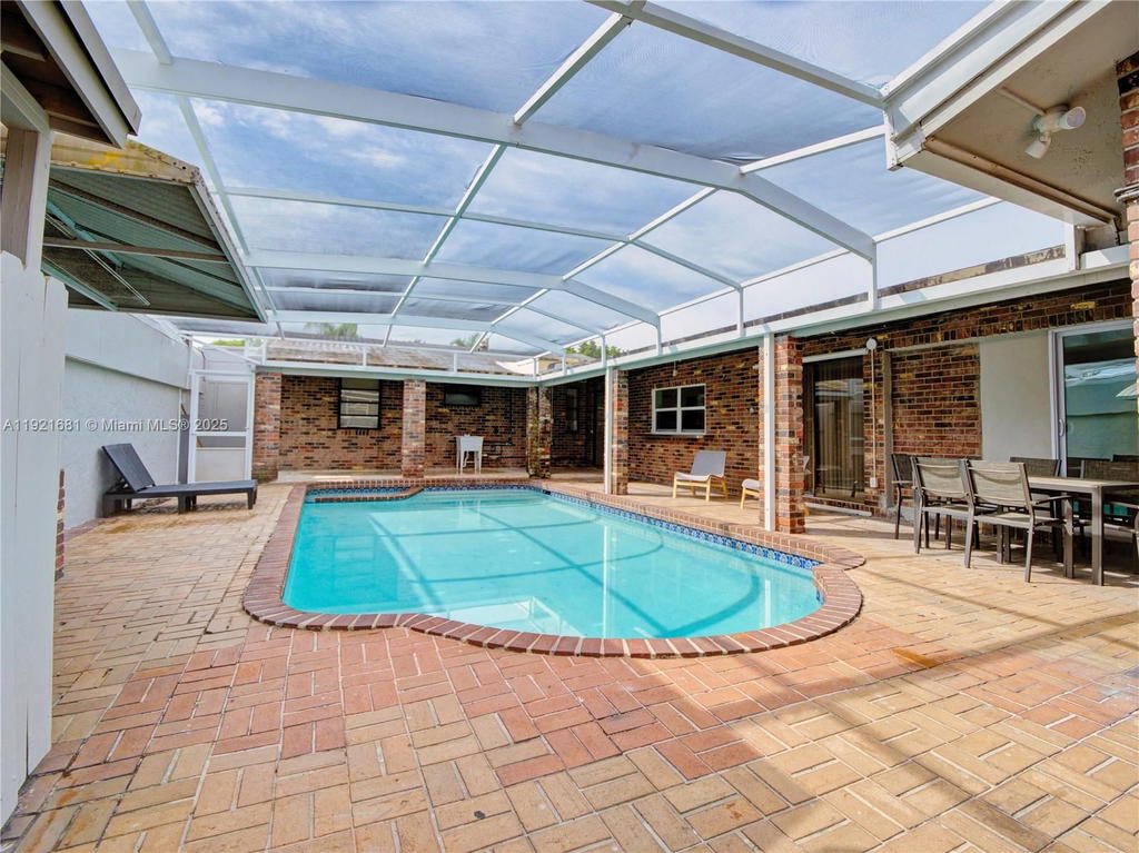 Real estate property located at 2703 Adams St, Broward, Hollywood Little Ranches, Hollywood, FL
