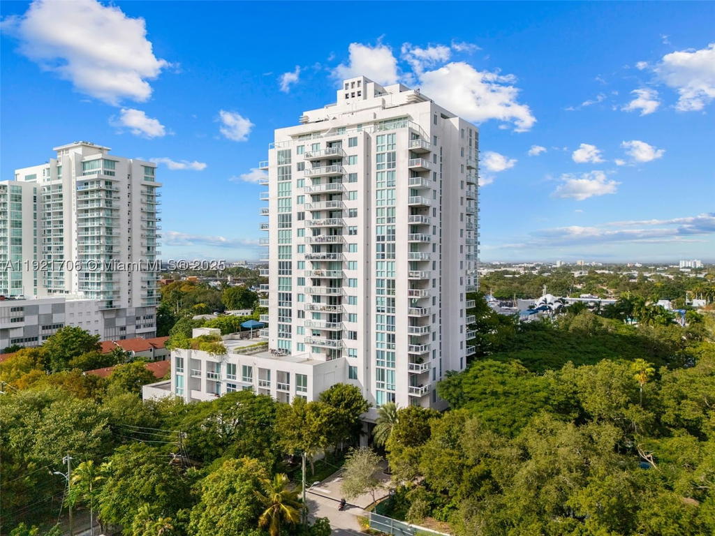 Real estate property located at 1871 S River Dr #1402, Miami-dade, Terrazas Riverpark Villag, Miami, FL