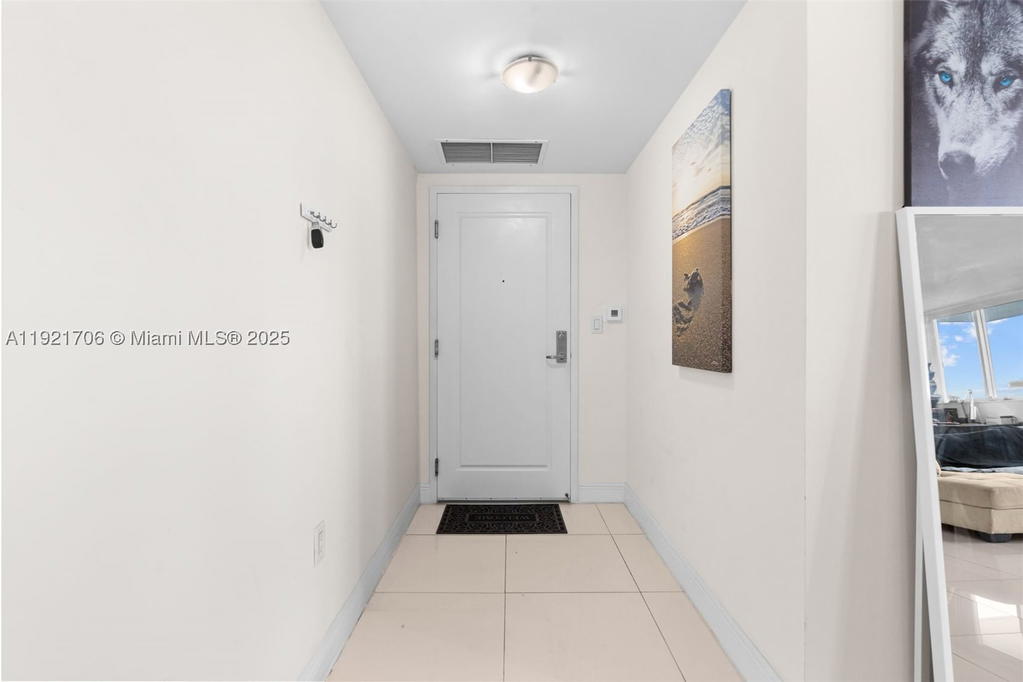 Real estate property located at 1871 S River Dr #1402, Miami-dade, Terrazas Riverpark Villag, Miami, FL