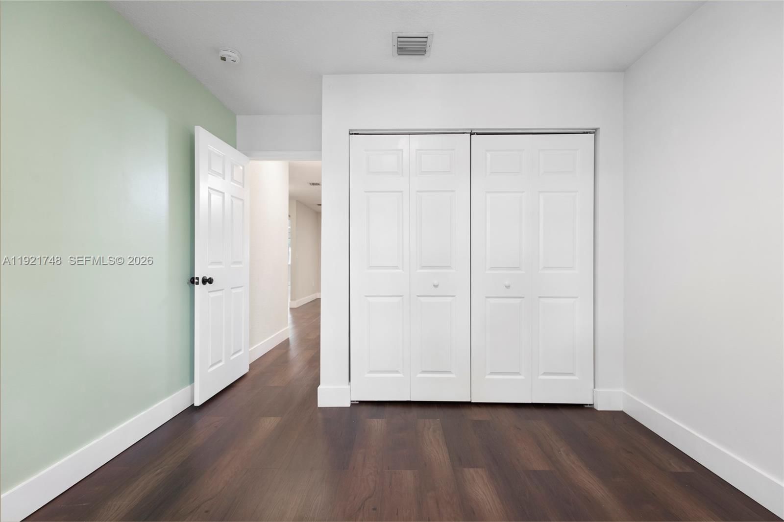Real estate property located at 7257 113th Pl, Miami-dade, Doral Isles Martinique, Doral, FL