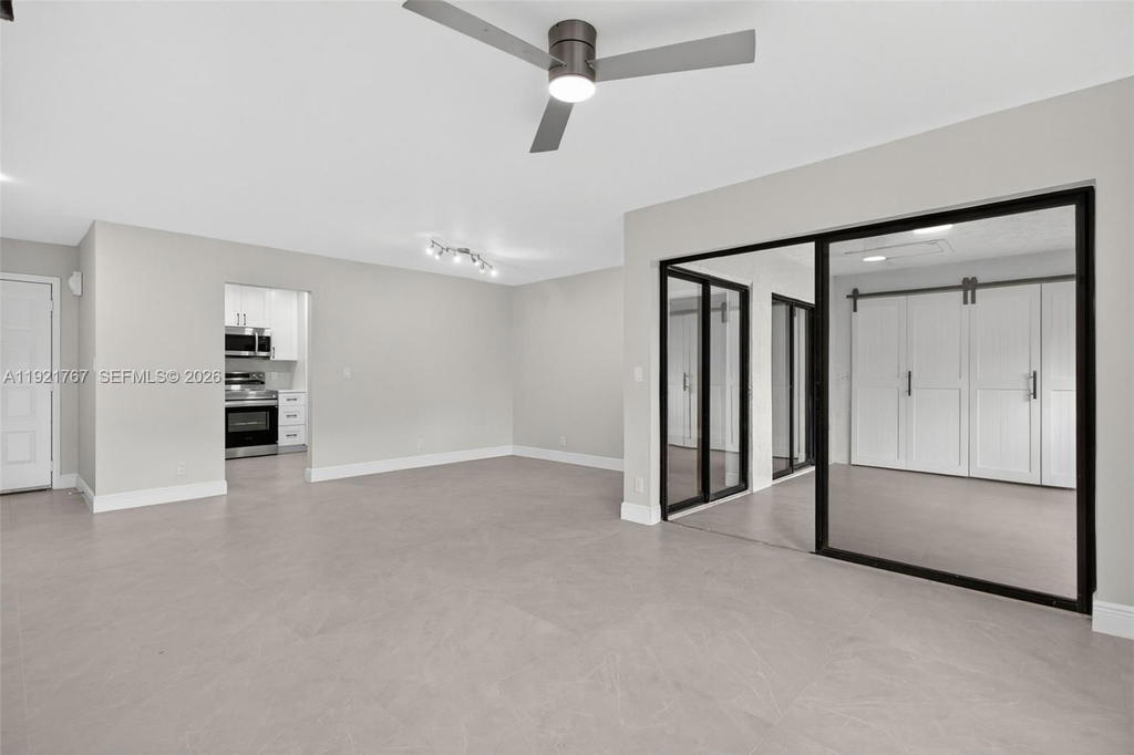 Real estate property located at 3697 Cocoplum Cir #3537, Broward, Karanda Village Iii-a Con, Coconut Creek, FL