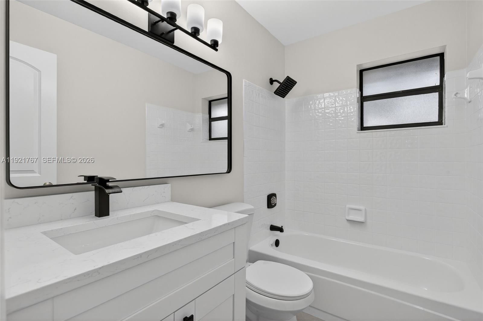 Real estate property located at 3697 Cocoplum Cir #3537, Broward, Karanda Village Iii-a Con, Coconut Creek, FL