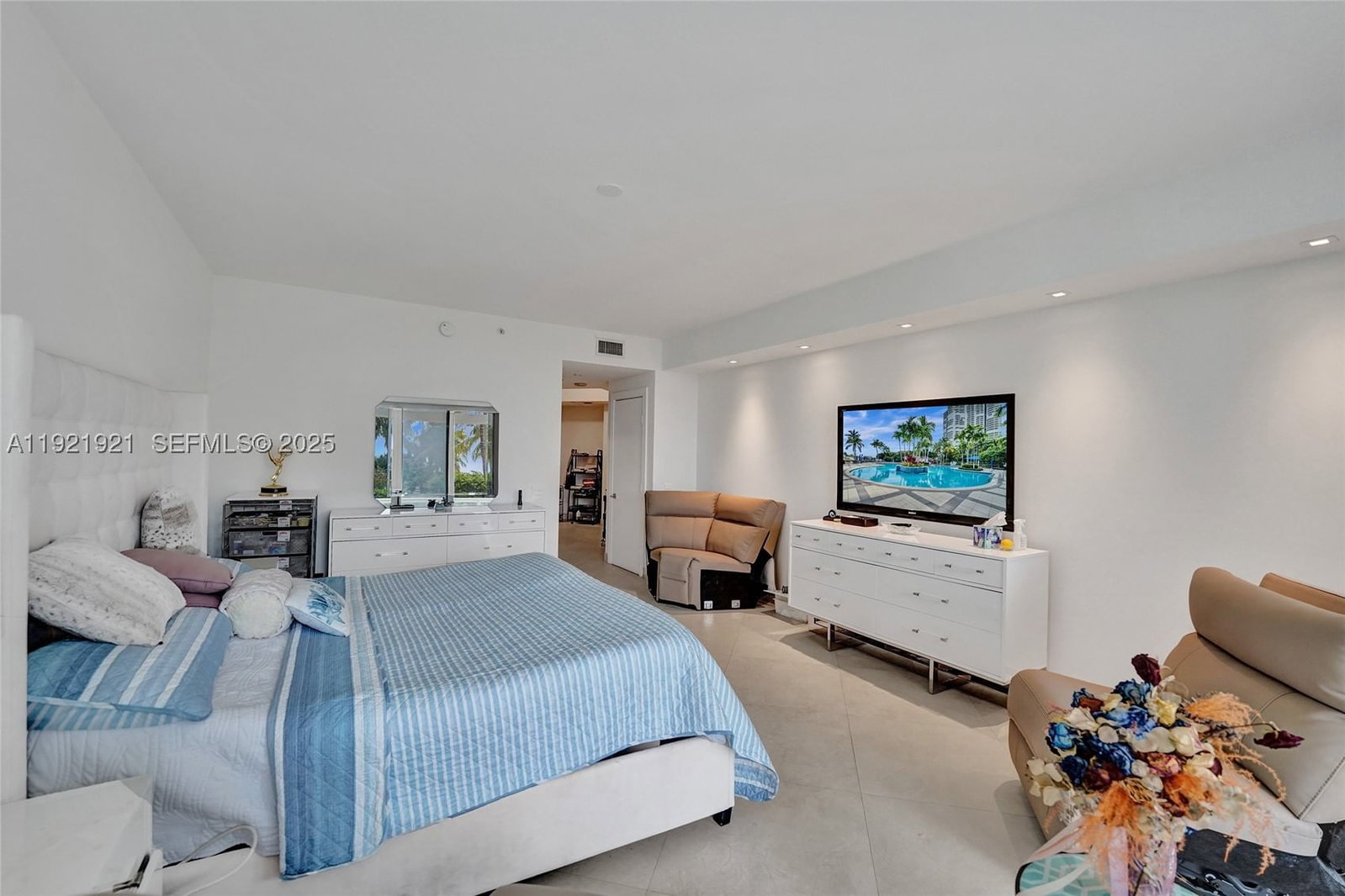 Real estate property located at 21200 Point Place #403, Miami-dade, Atlantic I At The Point C, Aventura, FL