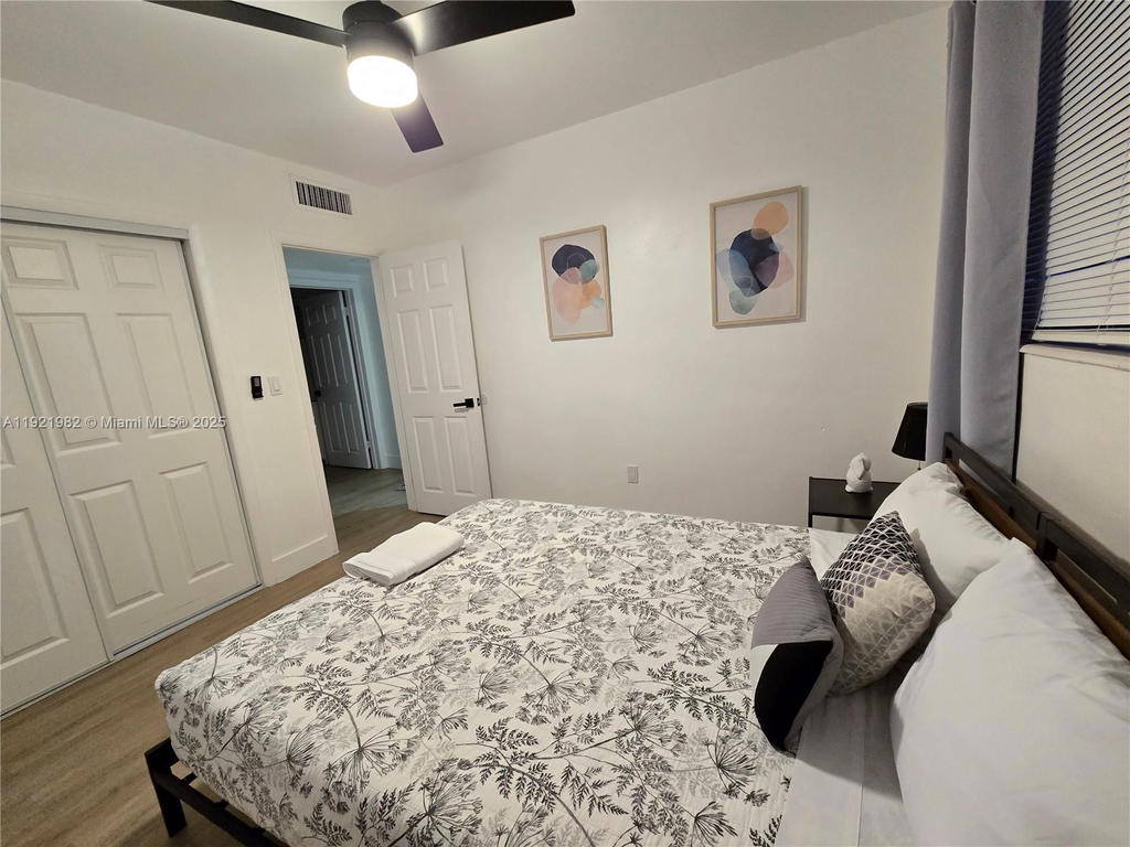 Real estate property located at 6571 Park St, Broward, Driftwood Plaza, Hollywood, FL