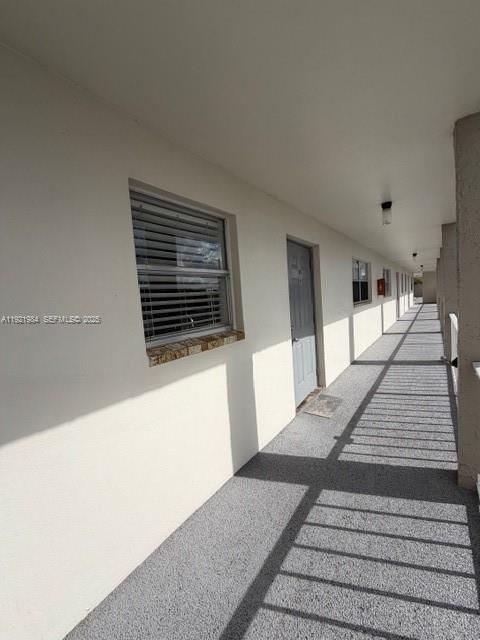 Real estate property located at 8350 Sunrise Lakes Blvd #202, Broward, Sunrise Lakes 54 Condo, Sunrise, FL
