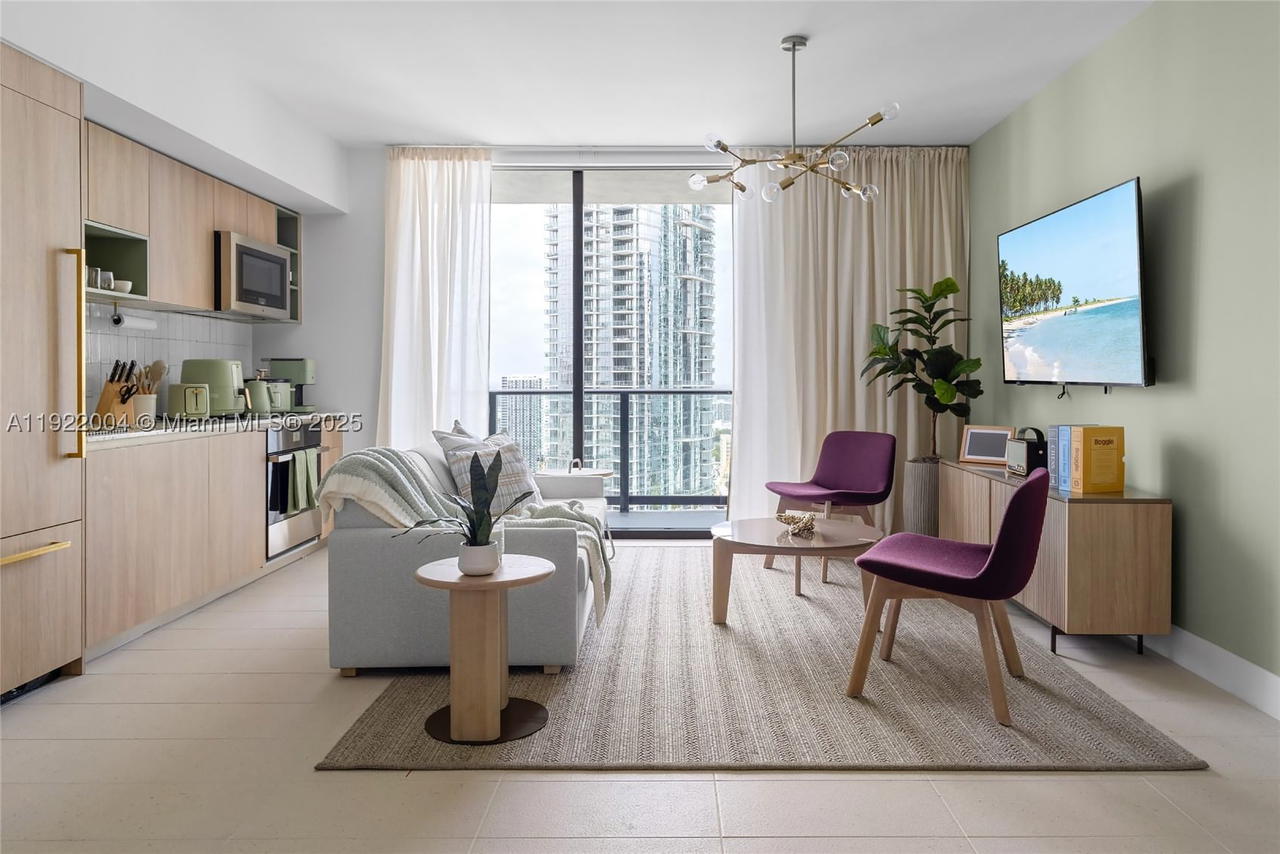 Real estate property located at 159 6th St #3002, Miami-dade, Gale Residences, Miami, FL