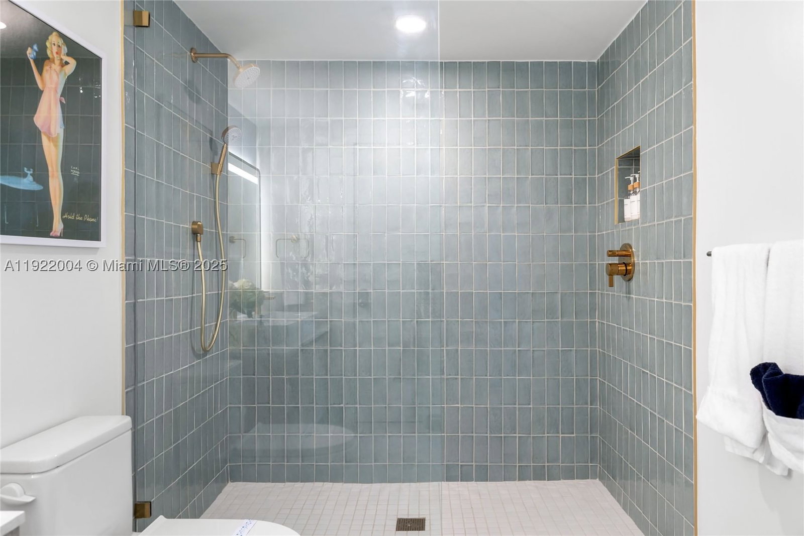 Real estate property located at 159 6th St #3002, Miami-dade, Gale Residences, Miami, FL