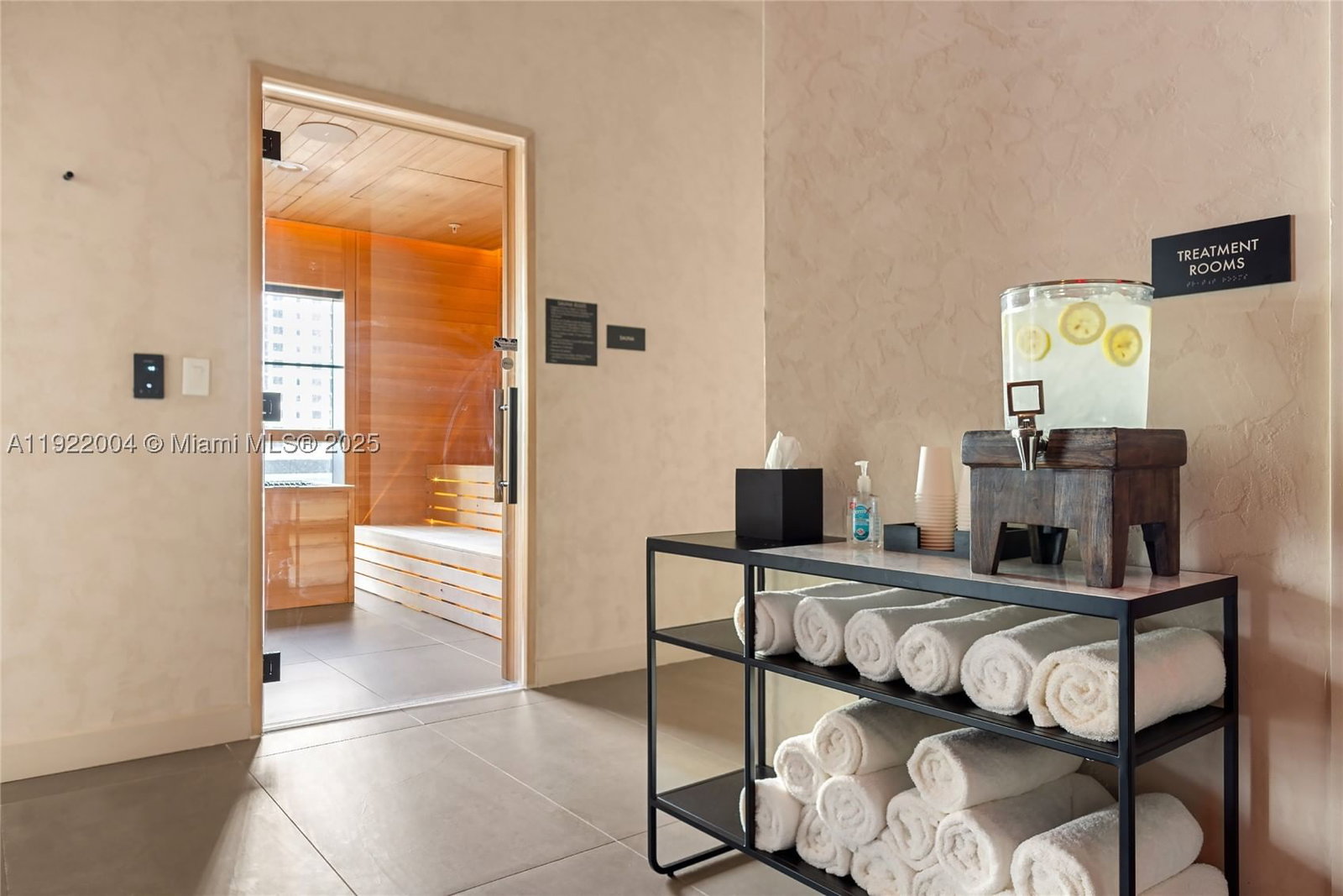 Real estate property located at 159 6th St #3002, Miami-dade, Gale Residences, Miami, FL
