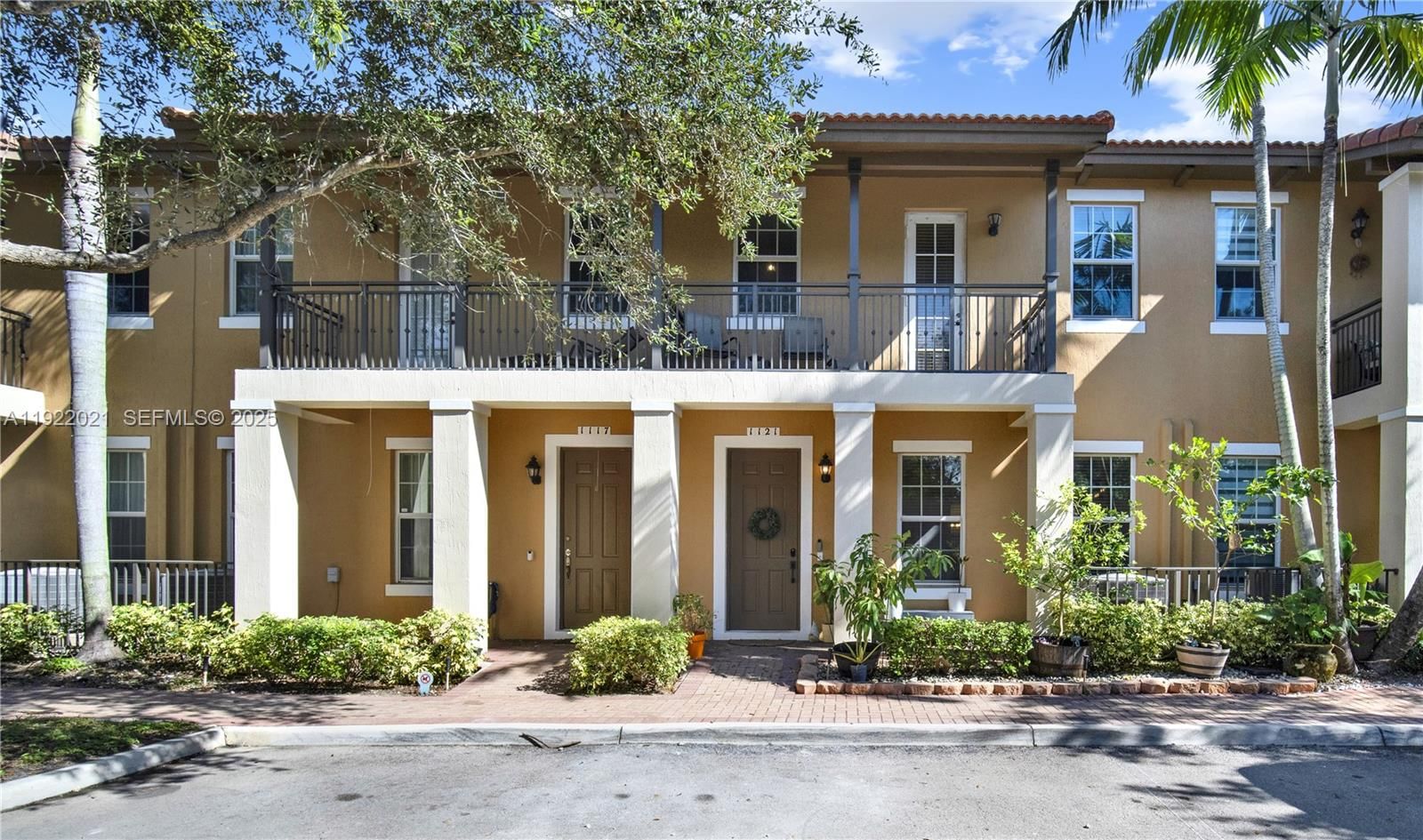 Real estate property located at 1121 147th Ter, Broward, Meadow Pines, Pembroke Pines, FL