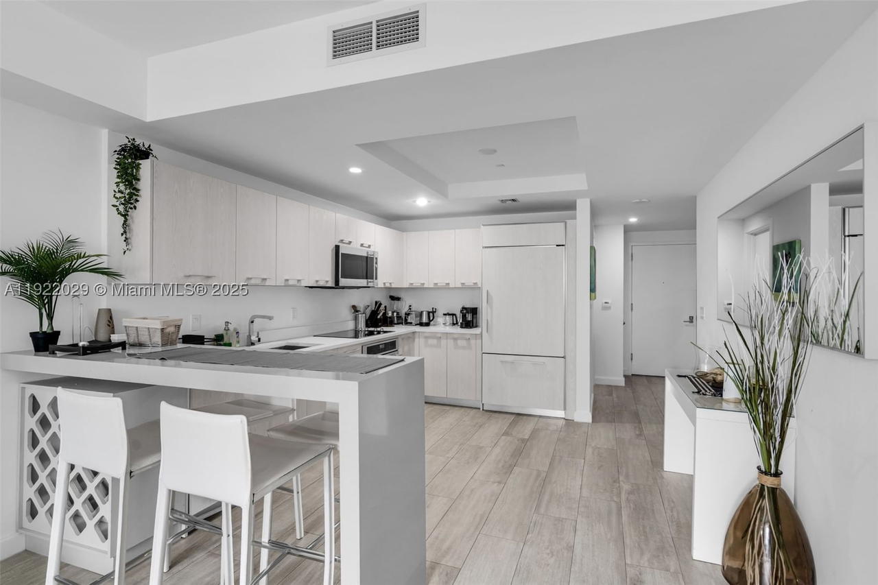 Real estate property located at 55 9th St #1705, Miami-dade, Brickell Heights West Con, Miami, FL
