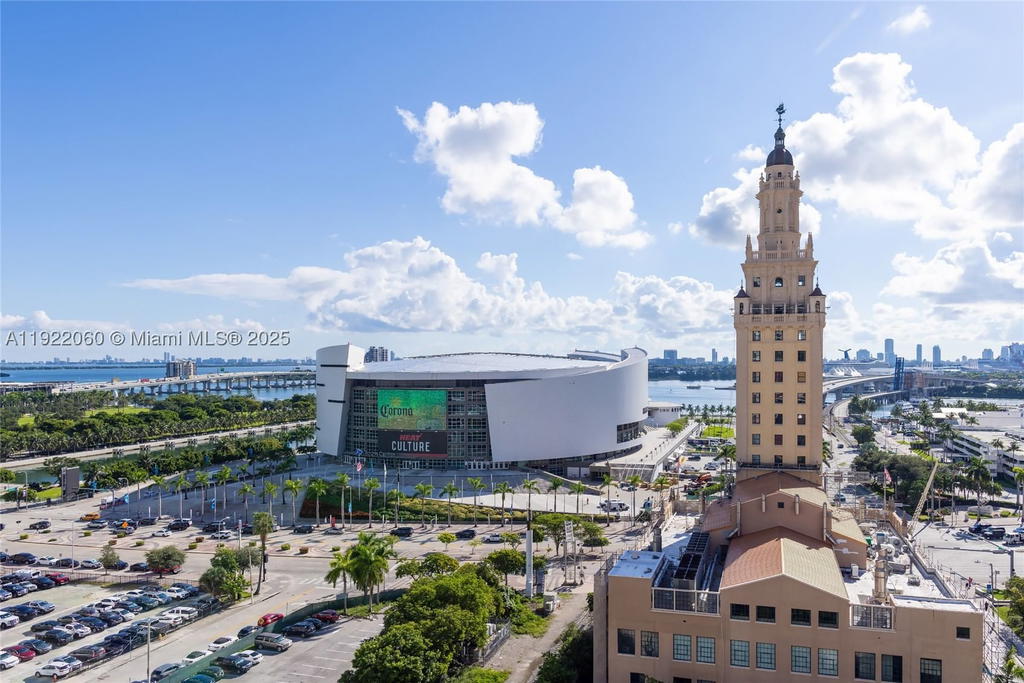 Real estate property located at 159 6th St #3209, Miami-dade, Gale Residences, Miami, FL