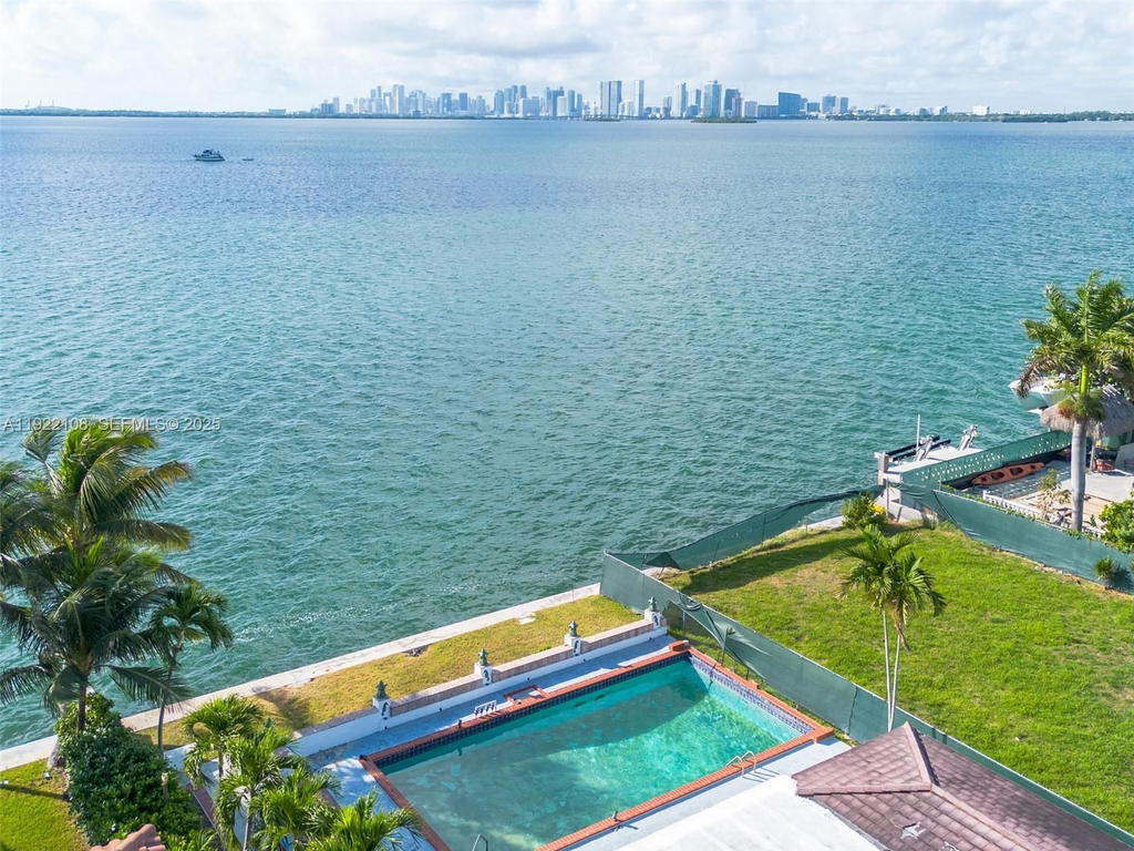 Real estate property located at 1680 Treasure Dr, Miami-dade, Treasure Island, North Bay Village, FL