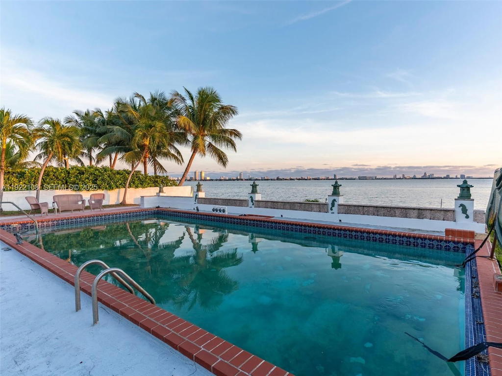 Real estate property located at 1680 Treasure Dr, Miami-dade, Treasure Island, North Bay Village, FL
