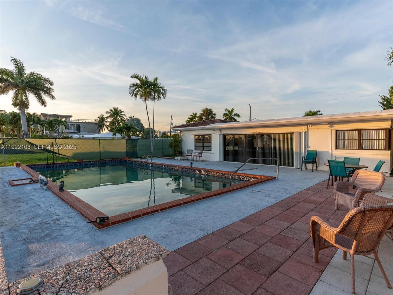 Real estate property located at 1680 Treasure Dr, Miami-dade, Treasure Island, North Bay Village, FL