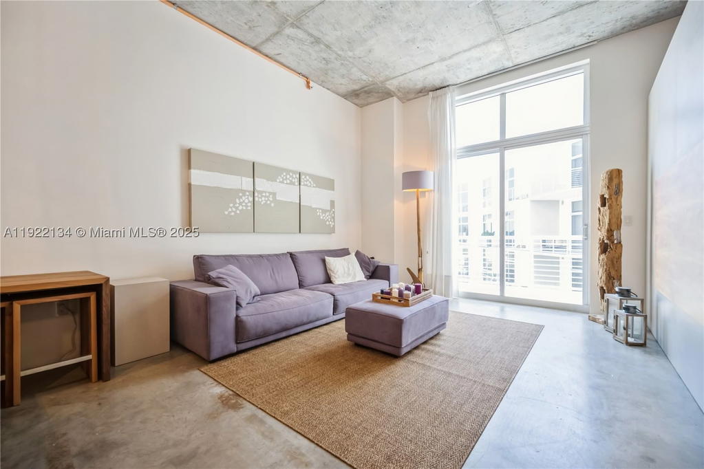 Real estate property located at 2001 Meridian Ave #512, Miami-dade, The Meridian Condo, Miami Beach, FL