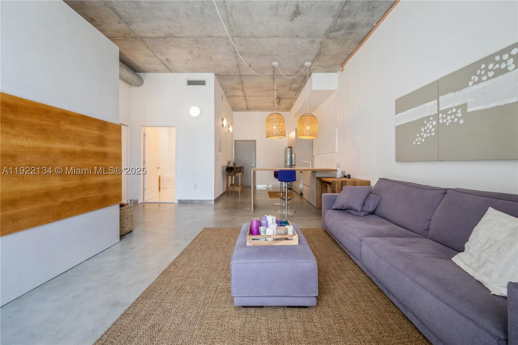 Real estate property located at 2001 Meridian Ave #512, Miami-dade, The Meridian Condo, Miami Beach, FL