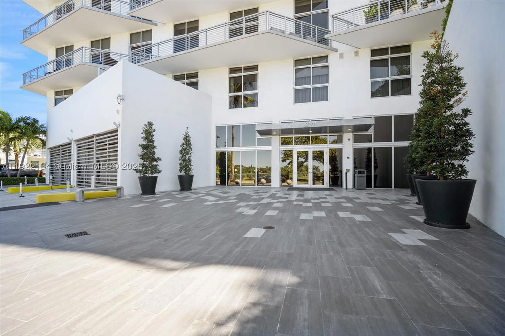 Real estate property located at 2001 Meridian Ave #512, Miami-dade, The Meridian Condo, Miami Beach, FL