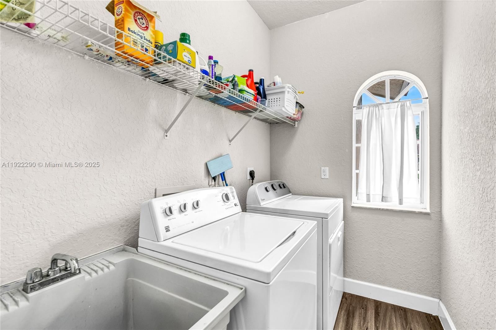 Real estate property located at 7602 99th Ter, Broward, Pointe Villas, Tamarac, FL