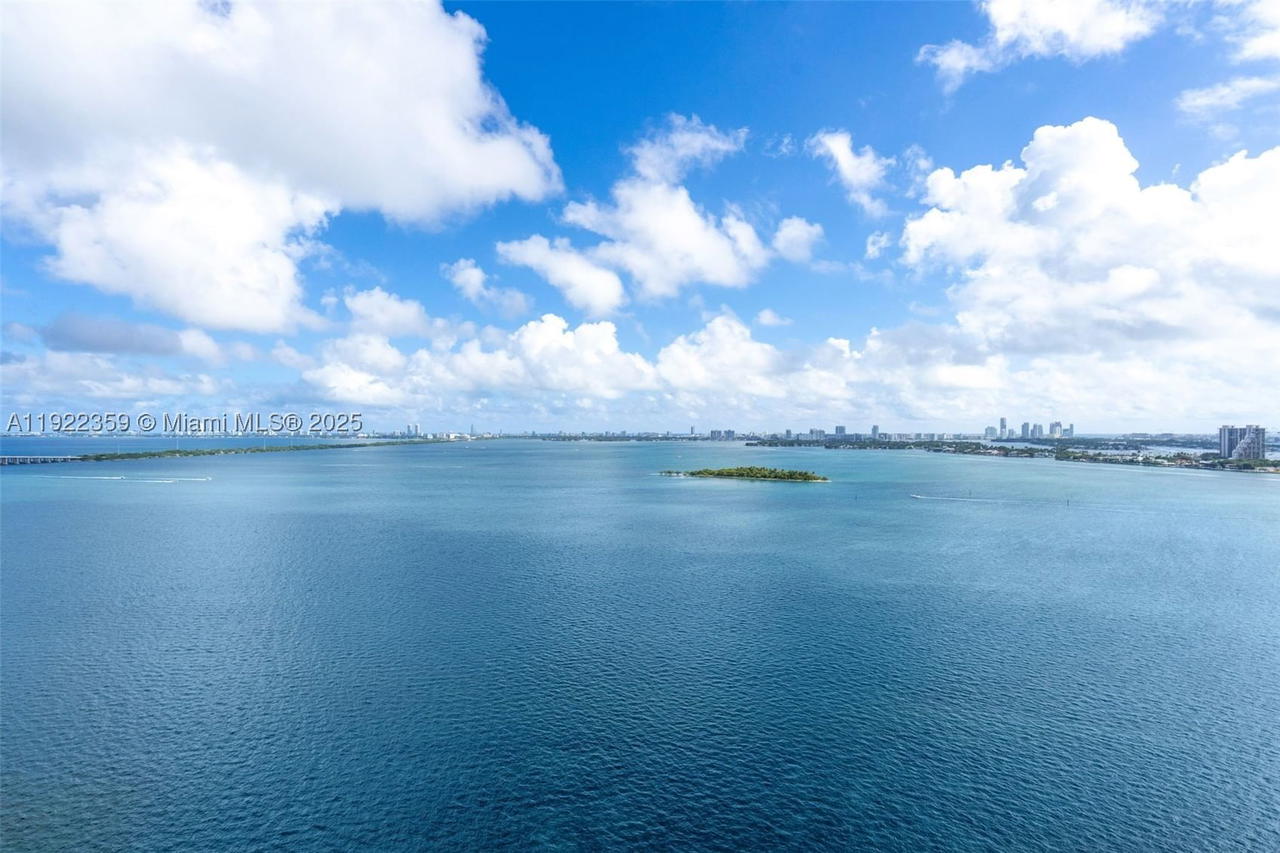 Real estate property located at 700 24 street #2003, Miami-dade, Aria Reserve, Miami, FL