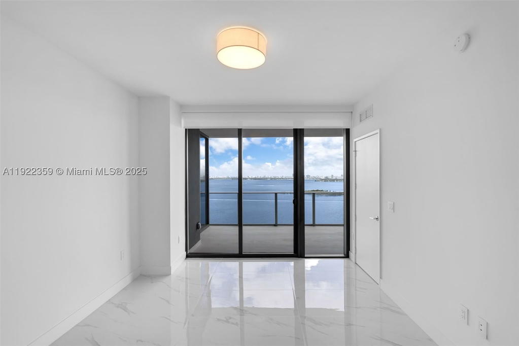 Real estate property located at 700 24 street #2003, Miami-dade, Aria Reserve, Miami, FL