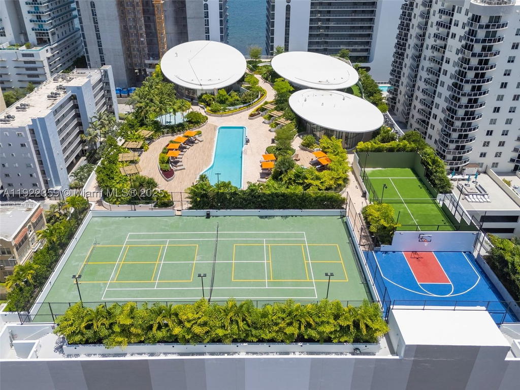 Real estate property located at 700 24 street #2003, Miami-dade, Aria Reserve, Miami, FL