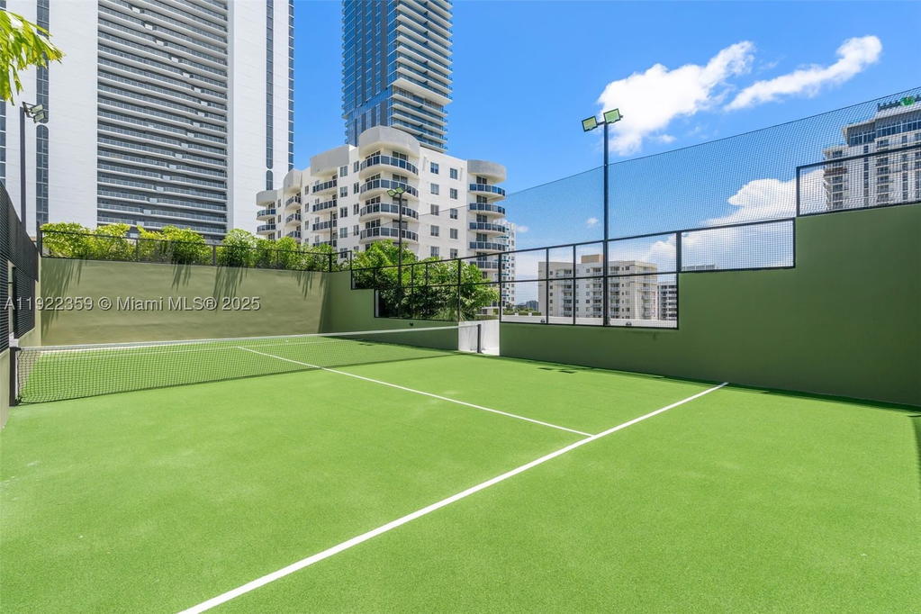 Real estate property located at 700 24 street #2003, Miami-dade, Aria Reserve, Miami, FL