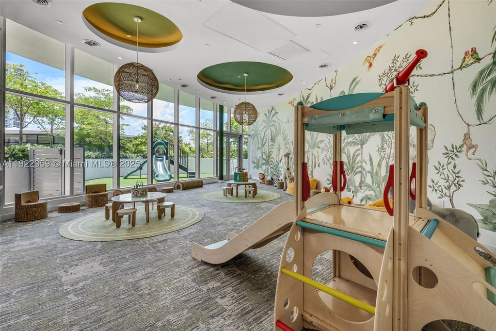 Real estate property located at 700 24 street #2003, Miami-dade, Aria Reserve, Miami, FL