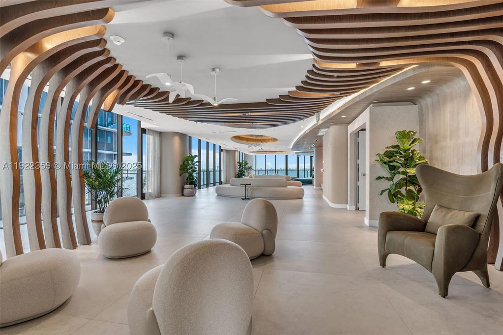 Real estate property located at 700 24 street #2003, Miami-dade, Aria Reserve, Miami, FL