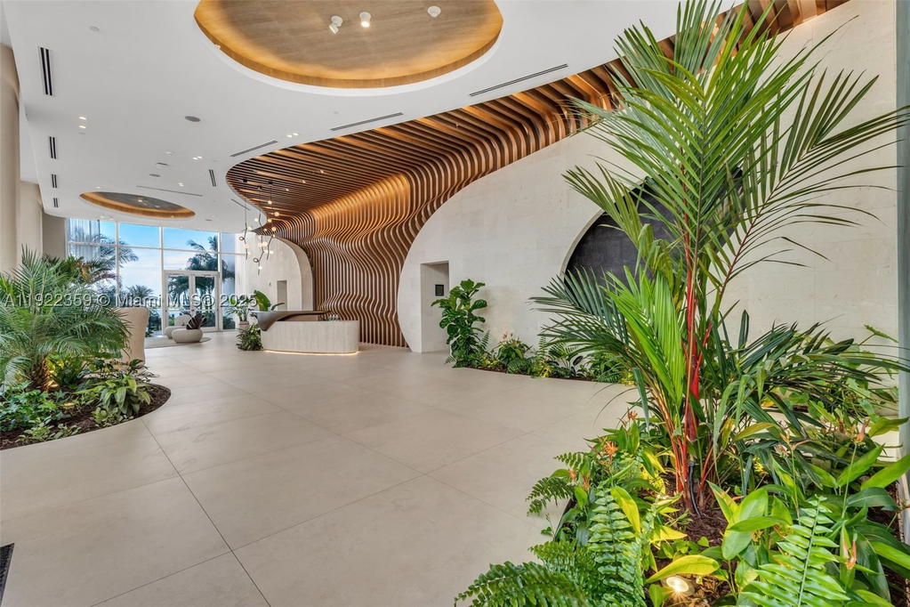 Real estate property located at 700 24 street #2003, Miami-dade, Aria Reserve, Miami, FL