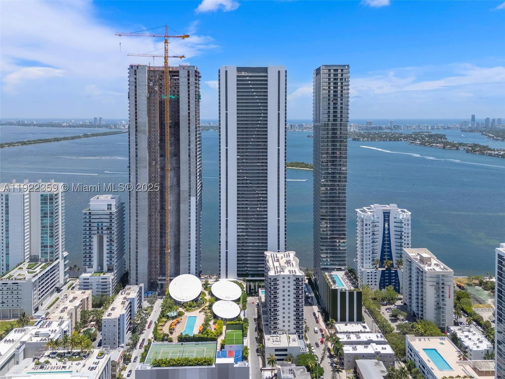 Real estate property located at 700 24 street #2003, Miami-dade, Aria Reserve, Miami, FL