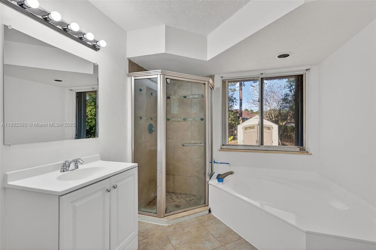 Real estate property located at 1833 Bellevue Ave, St Lucie, Port St Lucie Section 20, Port St Lucie, FL