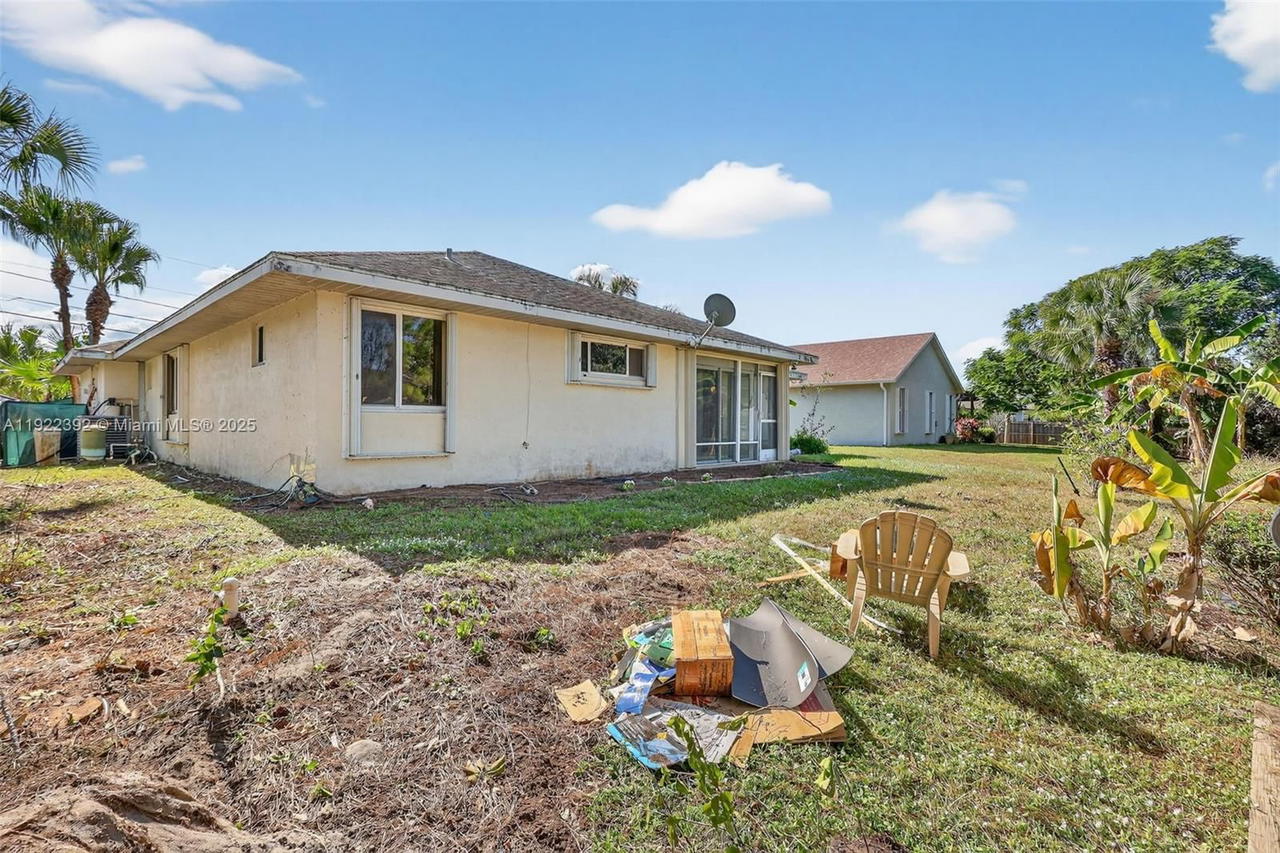 Real estate property located at 1833 Bellevue Ave, St Lucie, Port St Lucie Section 20, Port St Lucie, FL