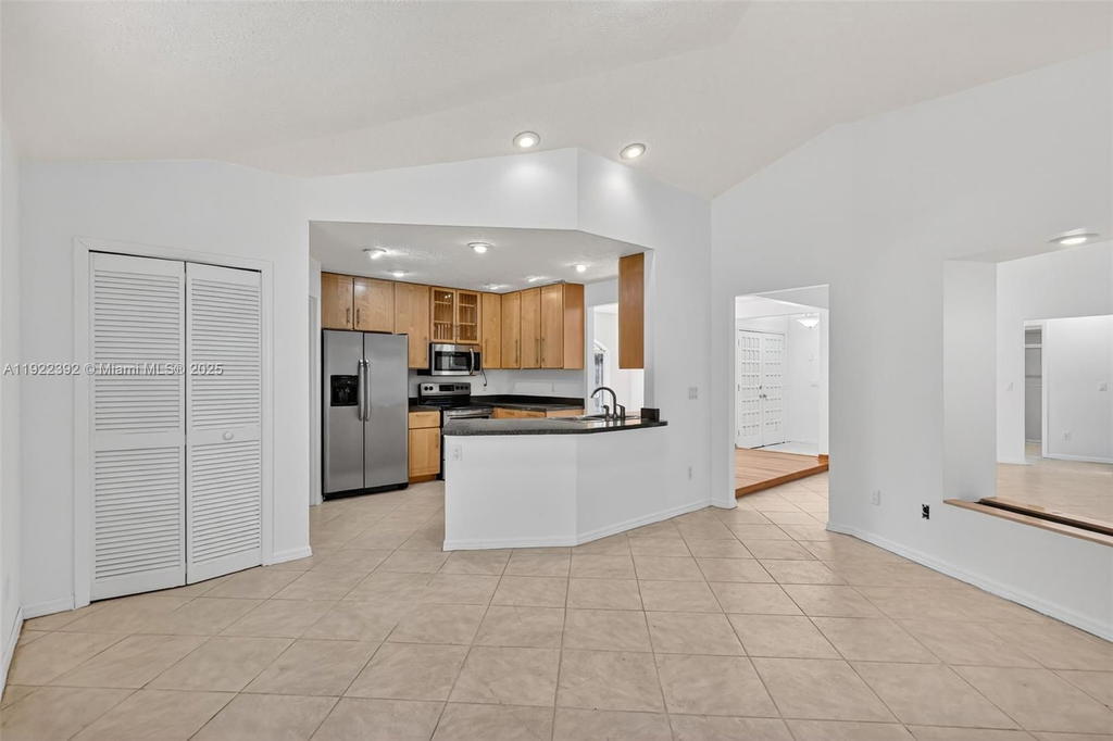 Real estate property located at 1833 Bellevue Ave, St Lucie, Port St Lucie Section 20, Port St Lucie, FL