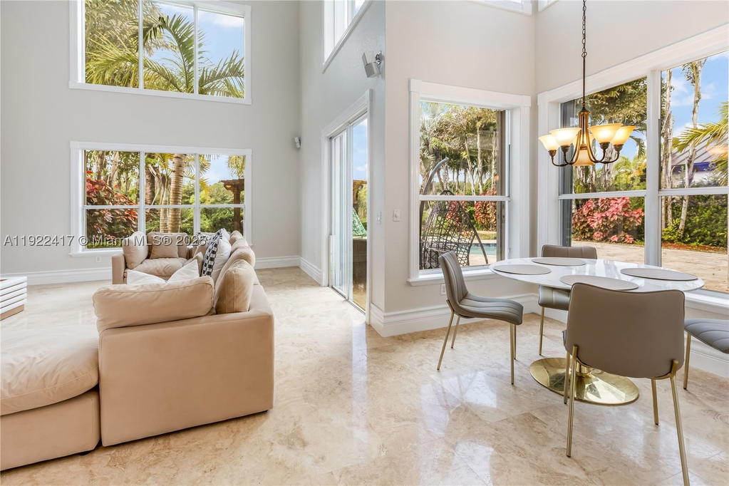 Real estate property located at 5028 195th Ter, Broward, Sunset Lakes Plat Three, Miramar, FL