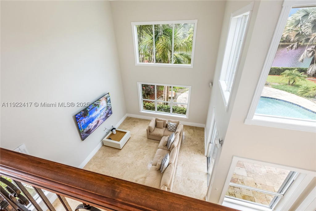 Real estate property located at 5028 195th Ter, Broward, Sunset Lakes Plat Three, Miramar, FL
