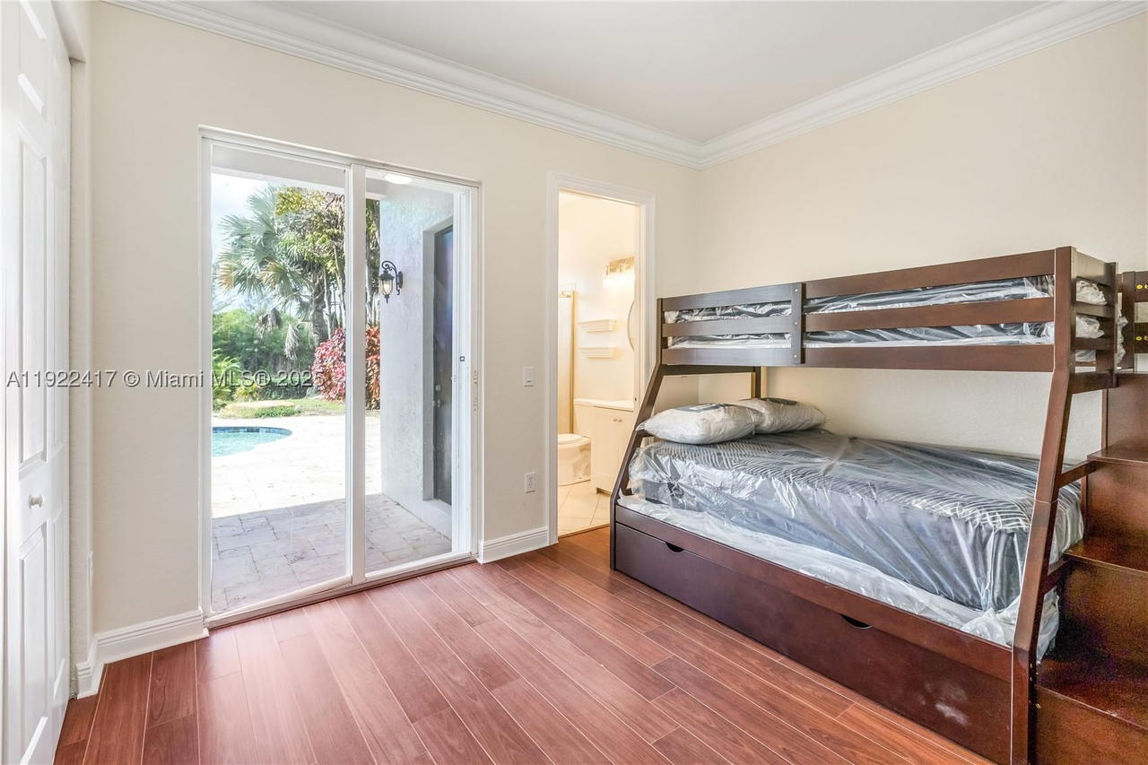 Real estate property located at 5028 195th Ter, Broward, Sunset Lakes Plat Three, Miramar, FL