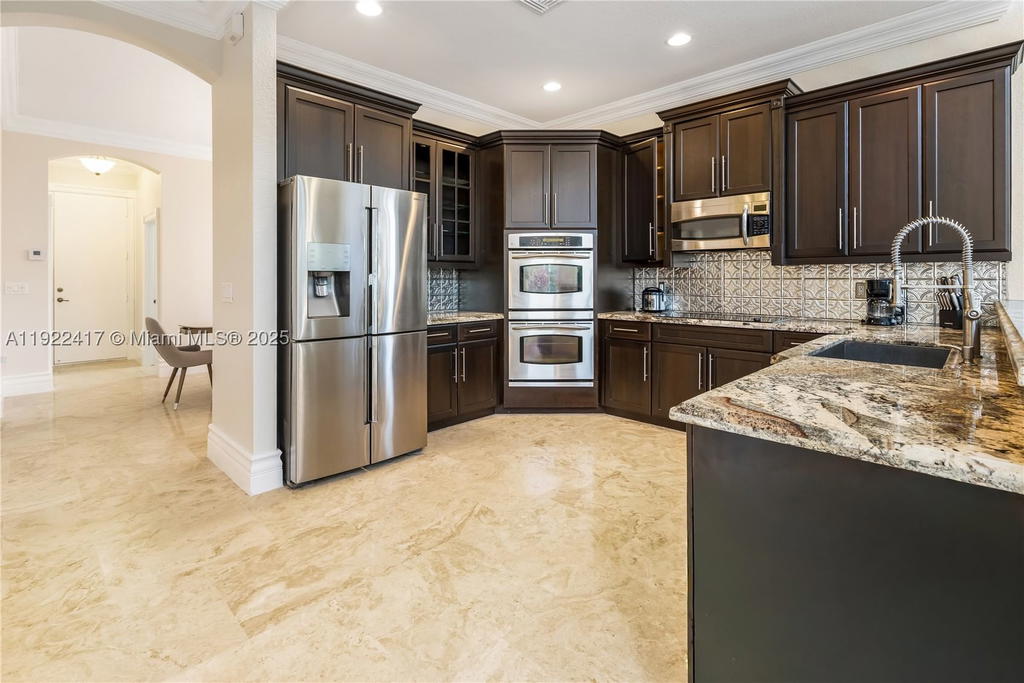 Real estate property located at 5028 195th Ter, Broward, Sunset Lakes Plat Three, Miramar, FL